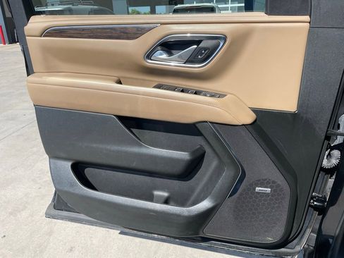 Used 2024 Chevrolet Tahoe Premier image 9