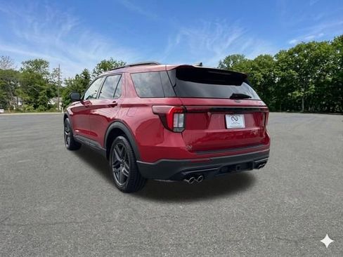 Used 2025 Ford Explorer ST w/ Sun And Sound Package AWD/4WD image 6