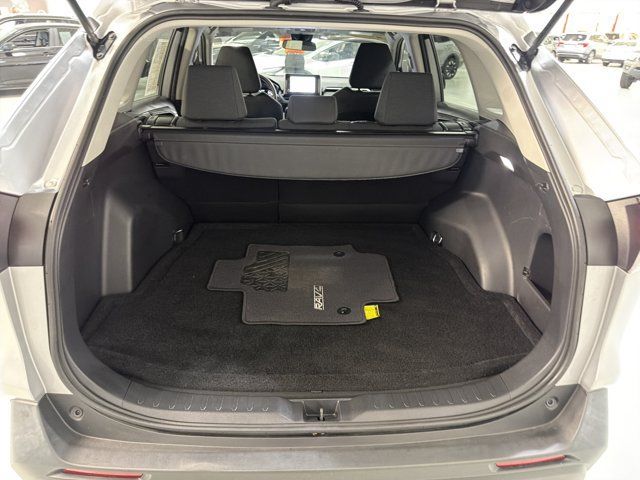 Used 2023 Toyota RAV4 LE FWD image 12