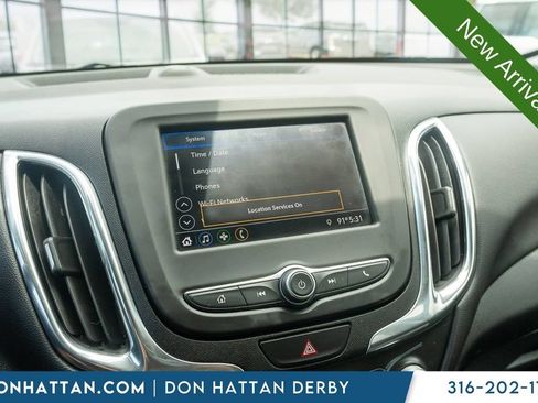 Used 2020 Chevrolet Equinox LT w/ Driver Convenience Package FWD image 7