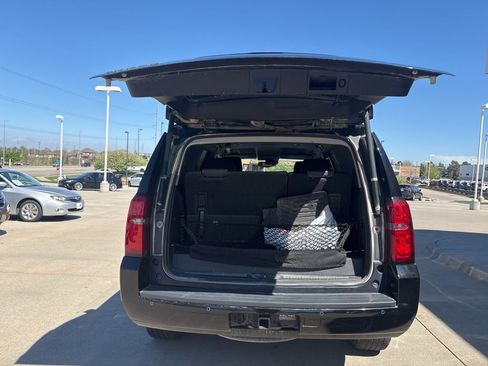 Used 2018 Chevrolet Tahoe LT image 37