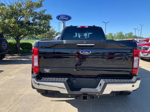 Certified 2021 Ford F350 Lariat w/ Lariat Ultimate Package AWD/4WD image 4