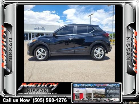 Used 2025 Nissan Kicks Play S FWD image 2