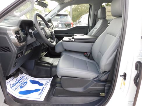 New 2025 Ford F150 XL w/ Equipment Group 103A High image 11