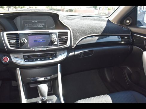 Used 2013 Honda Accord EX image 29