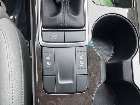 Used 2018 Kia Optima EX w/ Premium Package image 25