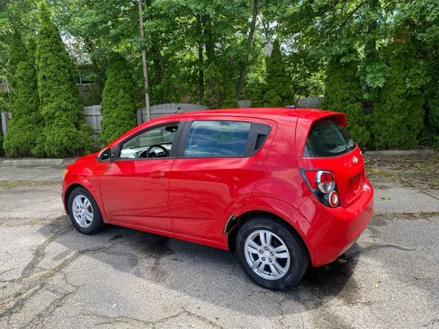 Used 2012 Chevrolet Sonic LS FWD image 3