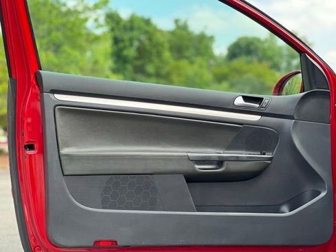 Used 2009 Volkswagen GTI 2-Door FWD image 10
