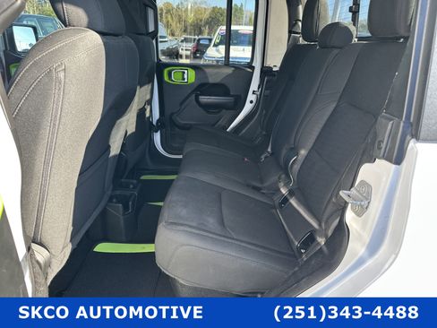 Used 2020 Jeep Gladiator Sport w/ Quick Order Package 24S image 14