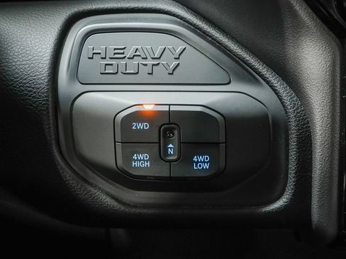 Used 2026 RAM 2500 Big Horn AWD/4WD image 33
