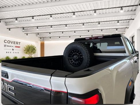 New 2026 GMC Sierra 2500 AT4X w/ AT4X AEV Edition AWD/4WD image 42