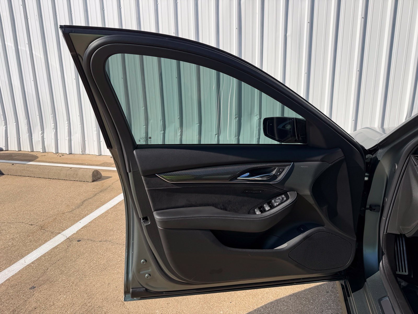Used 2022 Cadillac CT5 V Blackwing w/ Parking Package RWD image 28
