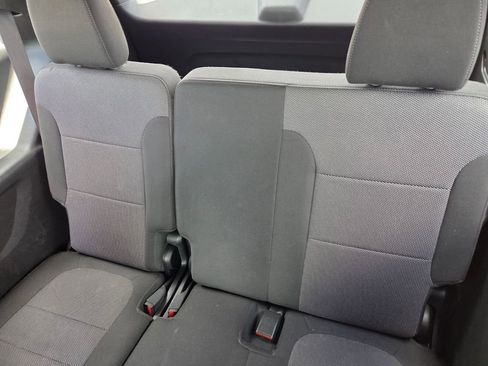 Certified 2023 Chevrolet Traverse LT image 8