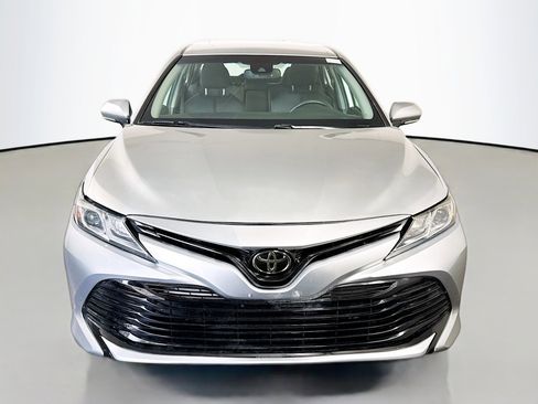 Used 2020 Toyota Camry LE w/ Convenience Package image 2