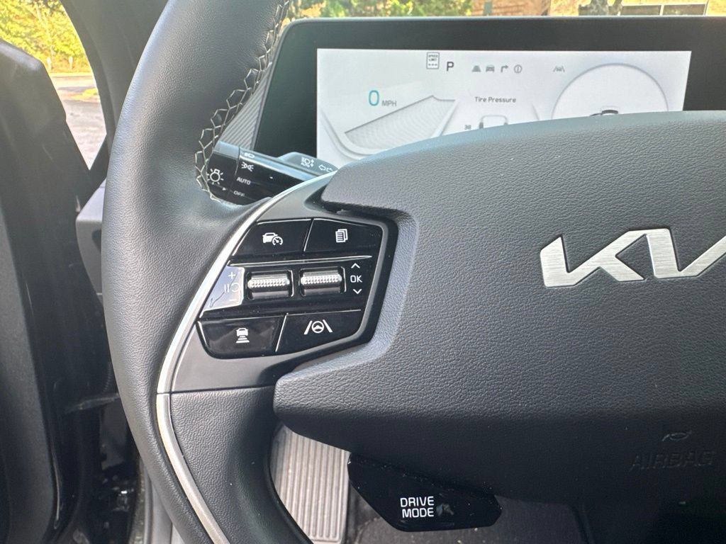 Used 2024 Kia EV6 GT-Line AWD/4WD image 12