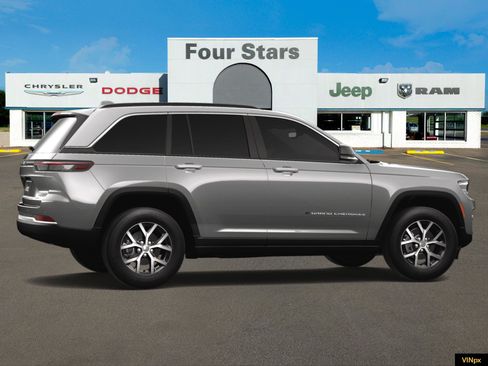 New 2025 Jeep Grand Cherokee Limited image 15