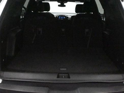 Used 2023 Chevrolet Traverse LT w/ LPO, Floor Liner Package AWD/4WD image 16