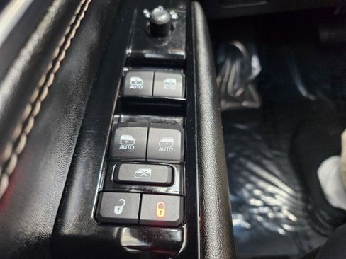 Used 2023 Jeep Wagoneer Series II image 36