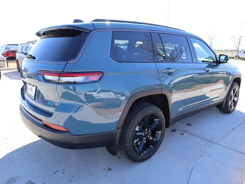 New 2026 Jeep Grand Cherokee L Limited image 24