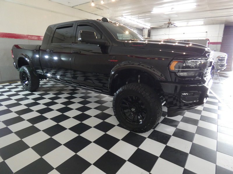 Used 2022 RAM 3500 Limited AWD/4WD image 4