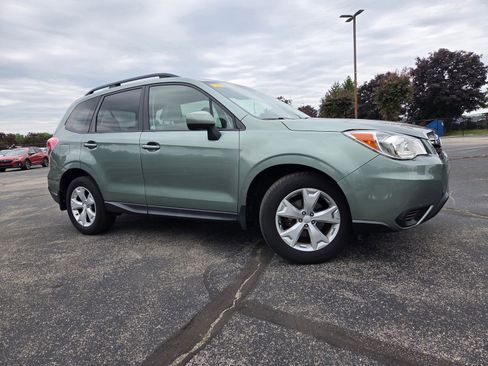 Used 2015 Subaru Forester 2.5i Premium w/ All-Weather Package AWD/4WD image 2