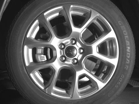 Used 2025 Jeep Compass Limited image 12