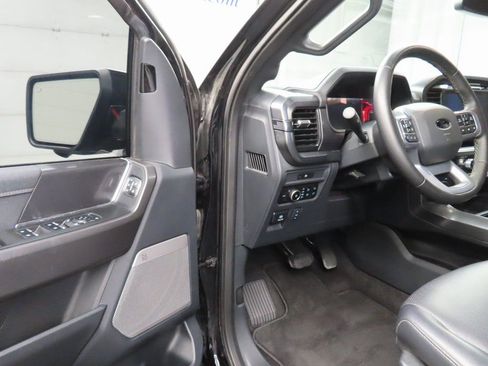 Used 2025 Ford F150 Lariat image 53