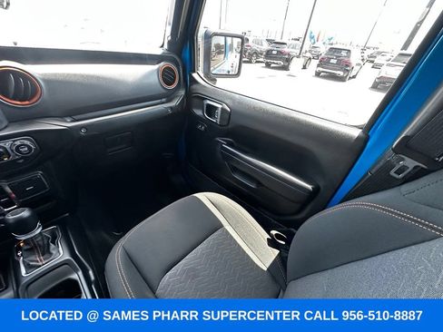 Used 2023 Jeep Gladiator Mojave w/ Cold Weather Group AWD/4WD image 16