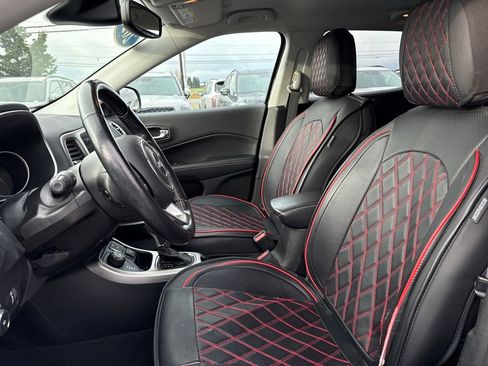 Used 2020 Jeep Compass Sport image 19