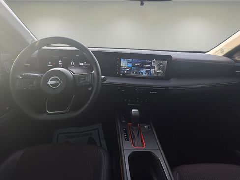 Used 2025 Nissan Kicks SR image 9