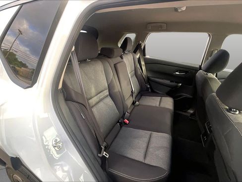 Used 2024 Nissan Rogue SV FWD image 19