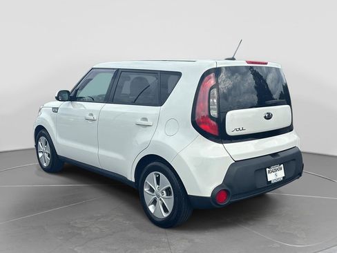 Used 2016 Kia Soul FWD image 3