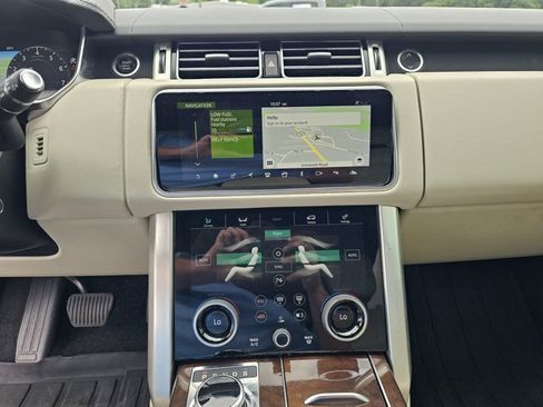 Used 2019 Land Rover Range Rover Long Wheelbase Supercharged AWD/4WD image 23