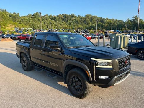 Used 2022 Nissan Frontier PRO-4X w/ Pro-4X Premium Package AWD/4WD image 2