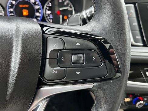 Used 2023 Buick Enclave Avenir w/ Avenir Technology Package image 23