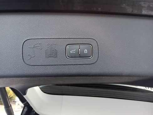 Used 2025 Lincoln Aviator Reserve image 28