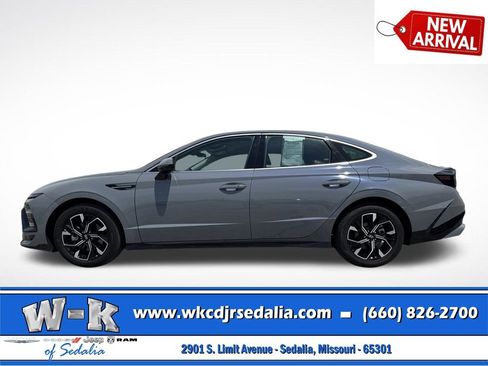 Used 2025 Hyundai Sonata SEL FWD image 7