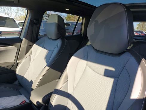 New 2026 Volkswagen Tiguan SE R-Line FWD image 20