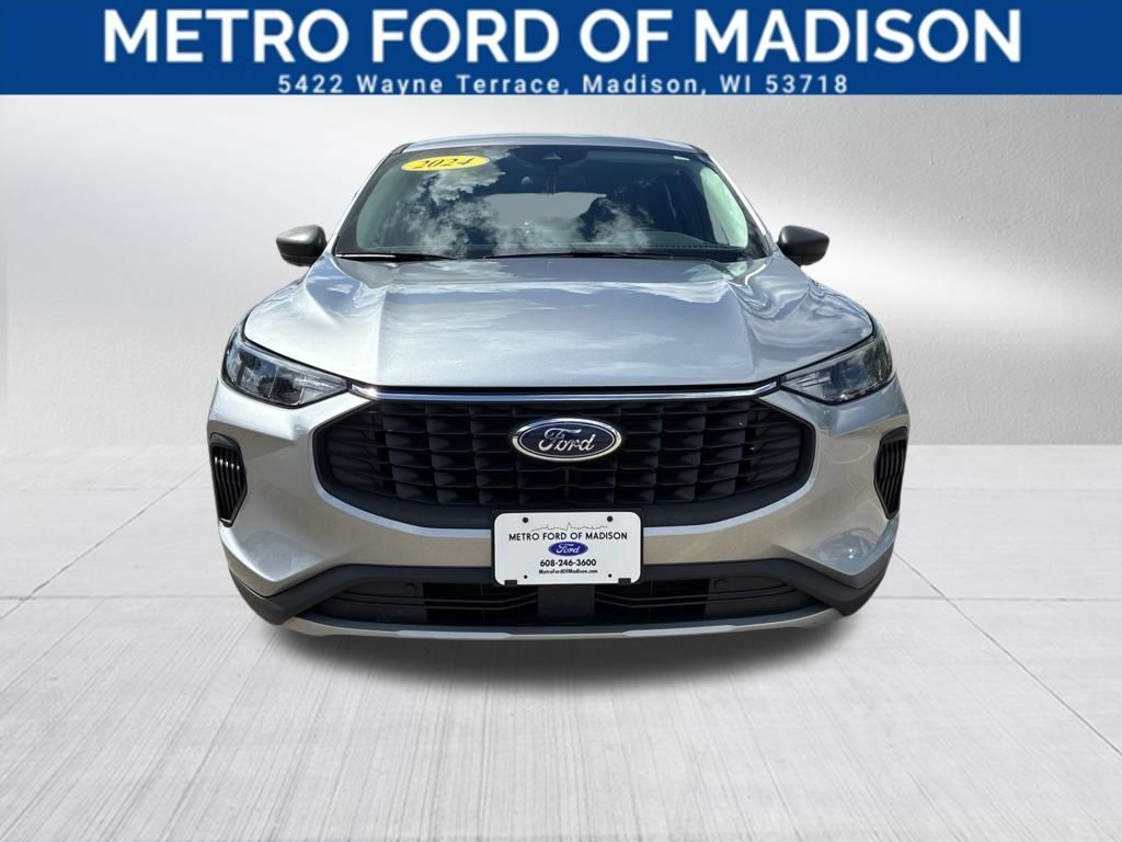 Used 2024 Ford Escape Active AWD/4WD image 4