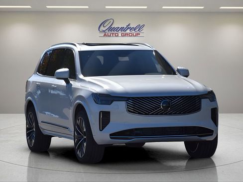 New 2026 Volvo XC90 B6 Plus w/ Protection Package Premier image 2