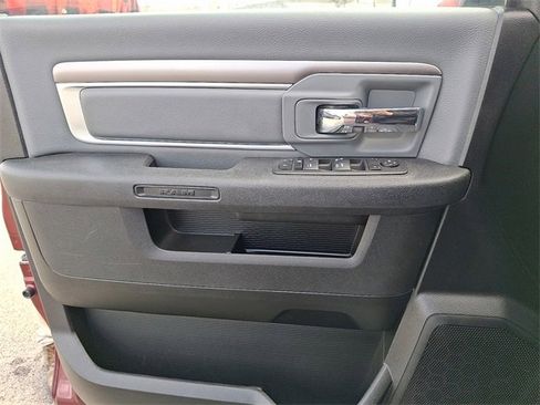 Used 2024 RAM 1500 Classic SLT image 20