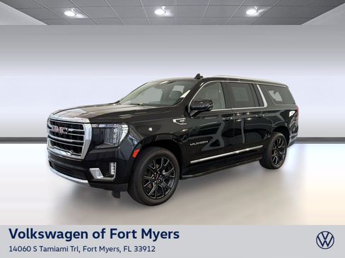 Used 2023 GMC Yukon XL SLT w/ SLT Premium Package RWD image 1