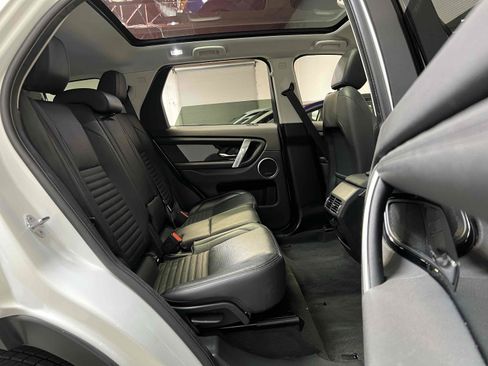 Used 2021 Land Rover Discovery Sport SE image 40