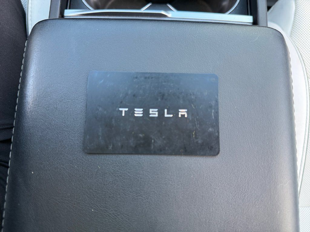 Used 2024 Tesla Model 3 Performance AWD/4WD image 39