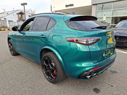 Used 2024 Alfa Romeo Stelvio Quadrifoglio AWD/4WD image 6
