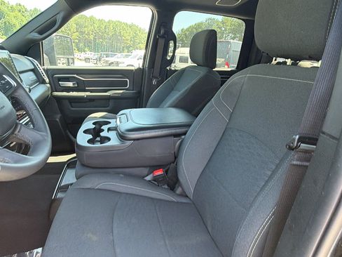 Used 2025 RAM 2500 Big Horn AWD/4WD image 17