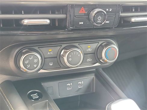 New 2025 Nissan Kicks SV image 12