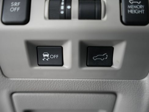 Used 2016 Subaru Forester 2.5i Limited image 48