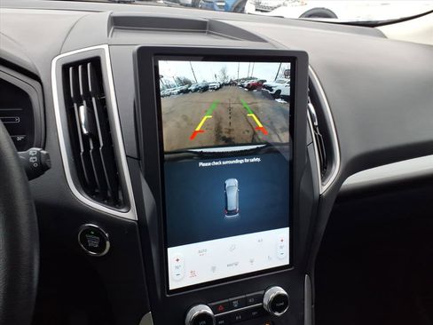 Used 2024 Ford Edge SEL w/ Convenience Package image 23