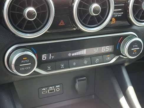 Certified 2020 Nissan Sentra SR FWD image 17